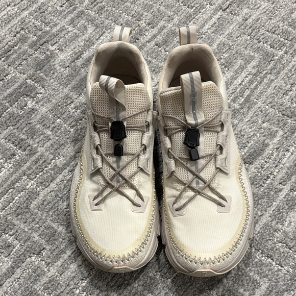 On Running Shoes - Women’s Neutral Beige Athletic Sneakers size 8